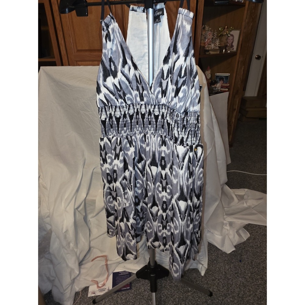 Guess Mini Dress Size M. 17" PTP, 25" Long  From‎ Pit To Hem,  Romantic, Date...